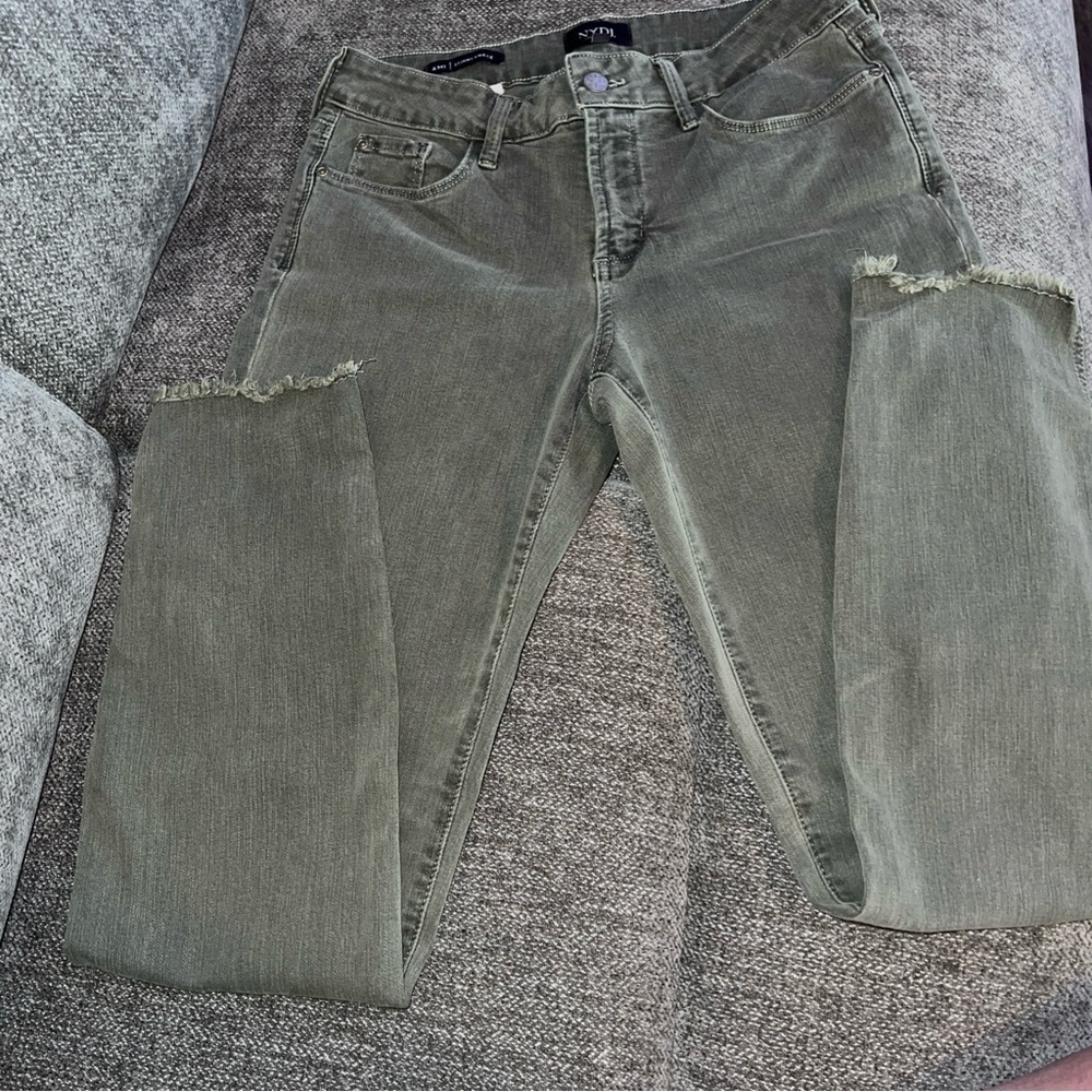 NYDJ AMI SKINNY ANKLE Stretchy Denim Lift Tuck Technology Jeans Size 4 Inseam 27